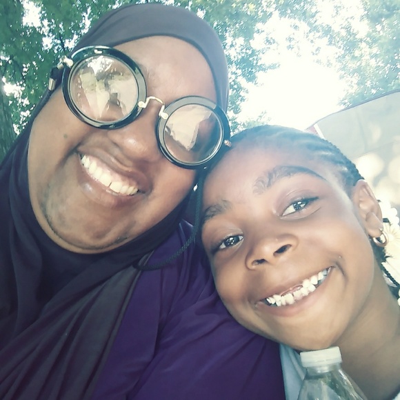 Meet your Posher, Kay - Picture 7 of 12